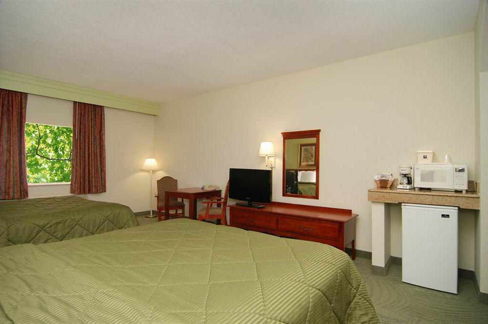 Econo Lodge Inn & Suites East Houston I-10 Kültér fotó